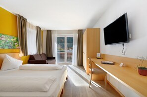 Room - Room 'Kreativ Hotel Schweigl Dz 105' with Mountain View, Shared Pool and Wi-Fi (Ultimo)