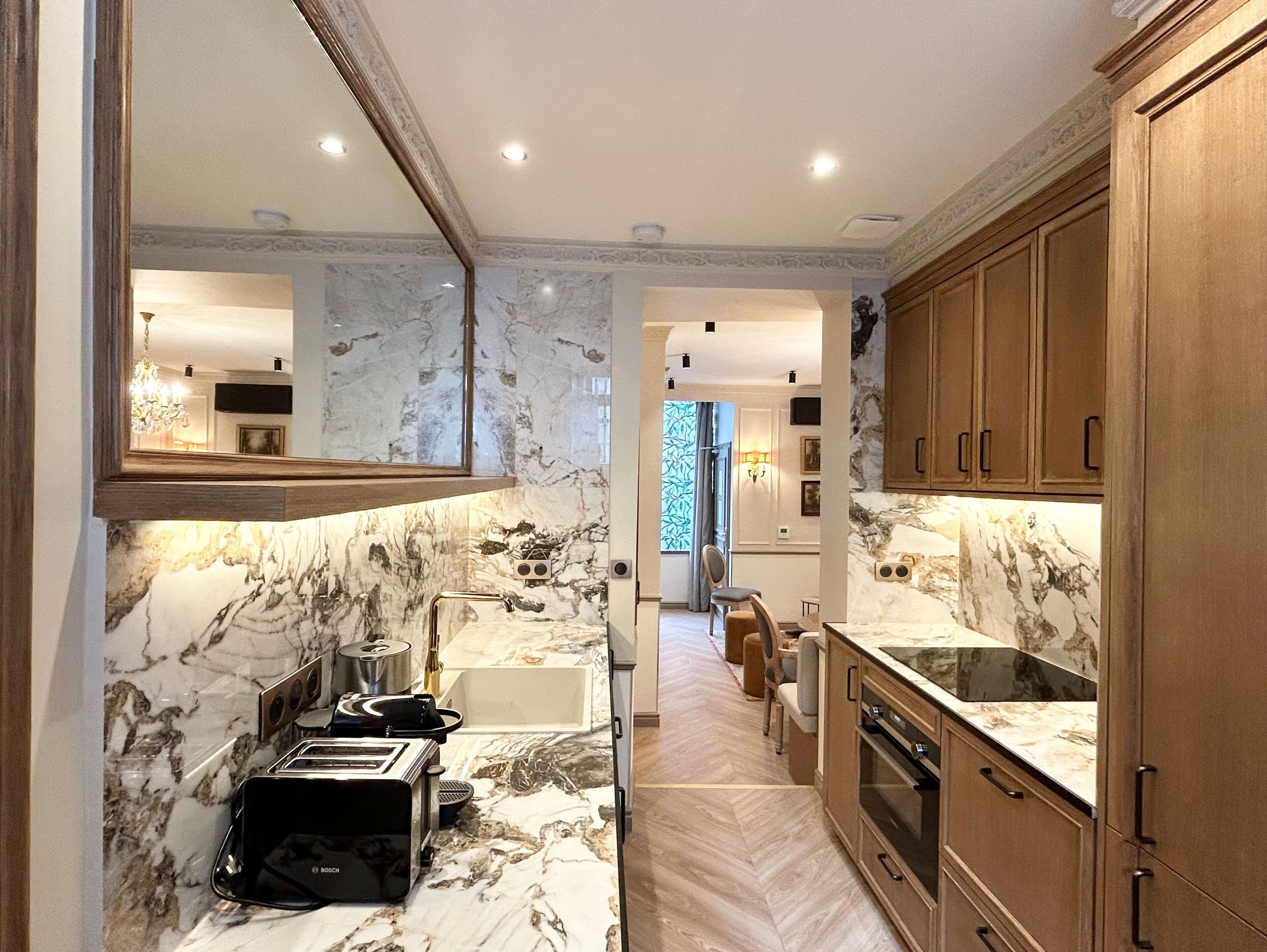 Apartment, Courtyard View | Private kitchen | Fridge, microwave, oven, stovetop