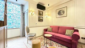 Apartment, Courtyard View | Living area | 43-inch Smart TV with cable channels, Netflix, streaming services