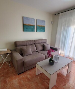 Smart TV, fireplace - Cozy Apartment in Vera, Just Steps from the Beach (Almeria)