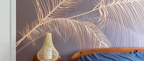 3 bedrooms, iron/ironing board, bed sheets