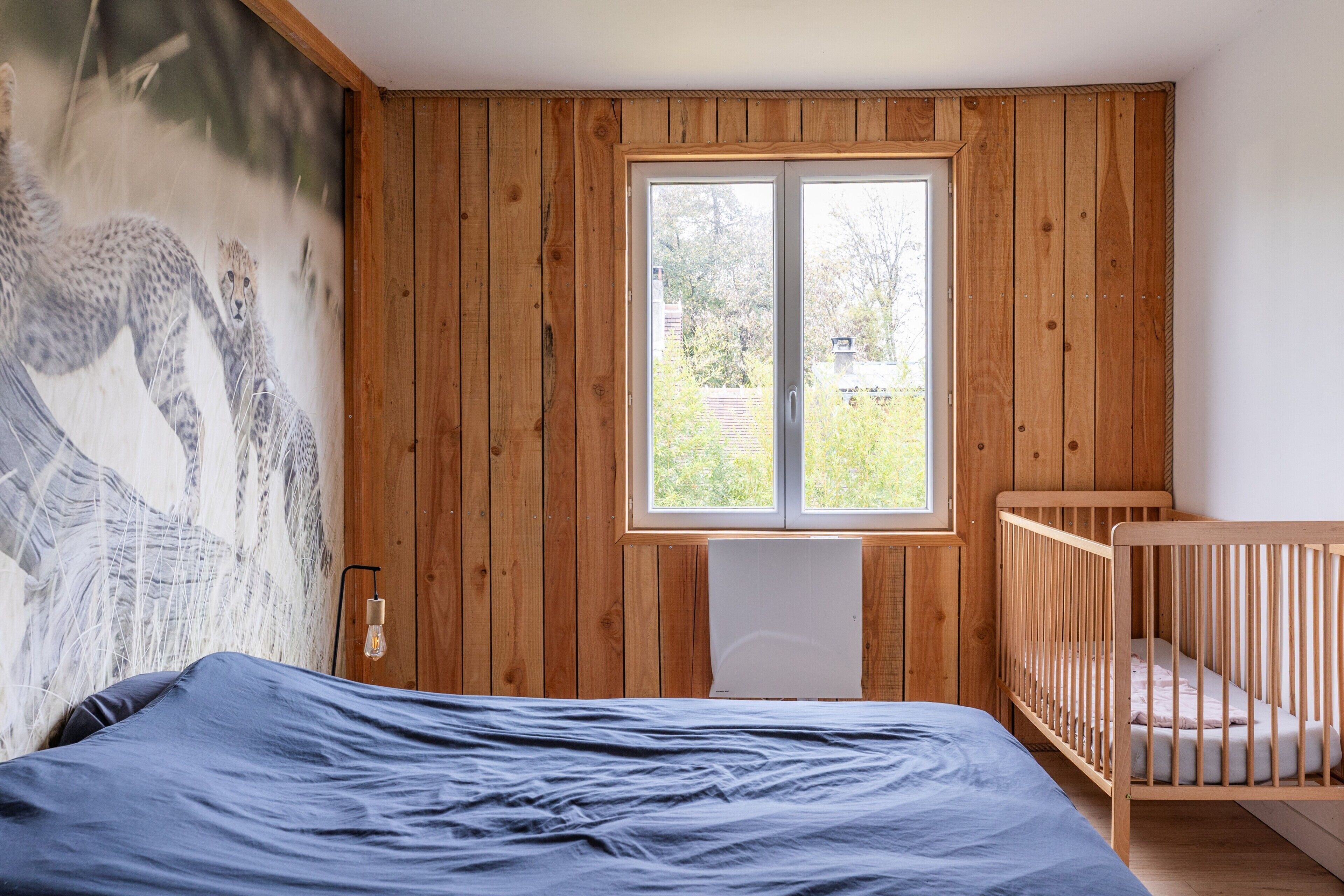 3 chambres, fer et planche à repasser, draps fournis