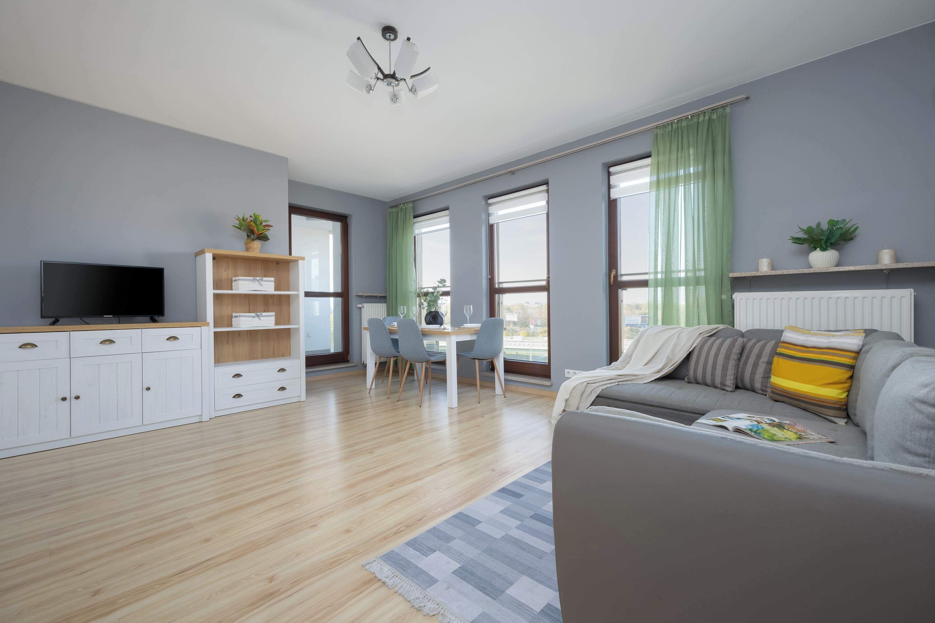 テレビ、書斎 / ワークスペース