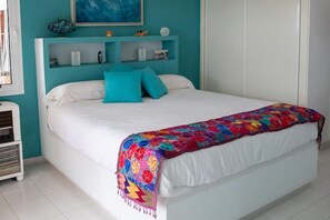 4 bedrooms, free WiFi - Vacation villa with sea views in Mojácar (Almería)