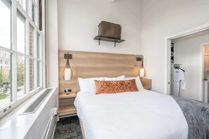 2 室のベッドルーム、アイロン / アイロン台、WiFi、ベッドシーツ