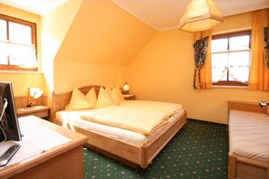 2 عدّة غرف نوم وواي فاي وملاءات أسرّة