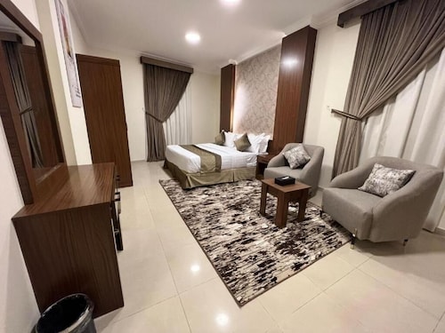 SMO Suite Furnished apartment 2 