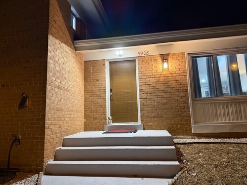 


Inviting Bethesda Stay – Clean, Cozy & Convenient