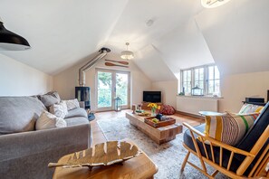 Living area - Mill View Burnham Norton - sleeps 4 guests  in 2 bedrooms (Burnham Norton)