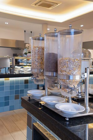 Free daily buffet breakfast  - Sol Dunas Family Fun (Sal)