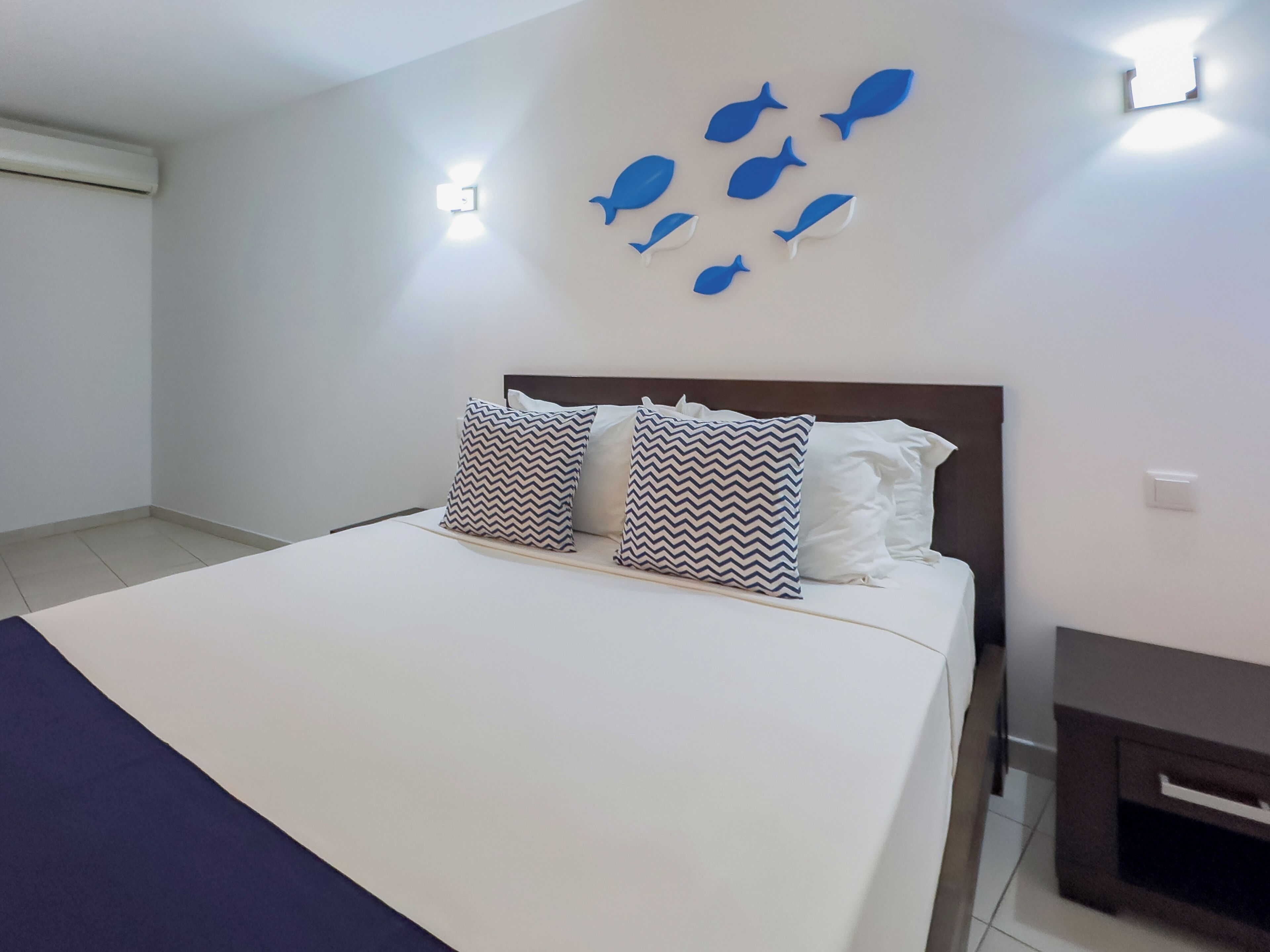 Minibar, in-room safe, desk, blackout curtains