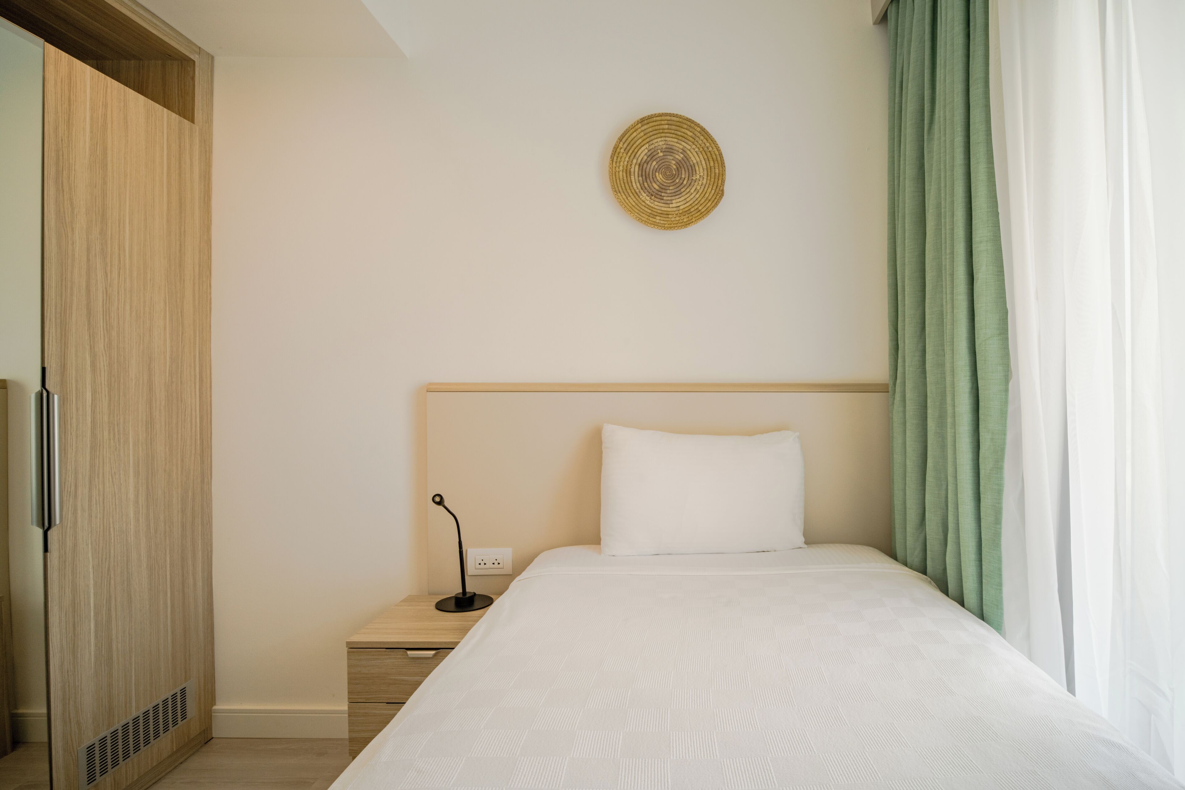 In-room safe, laptop workspace, blackout drapes, free WiFi