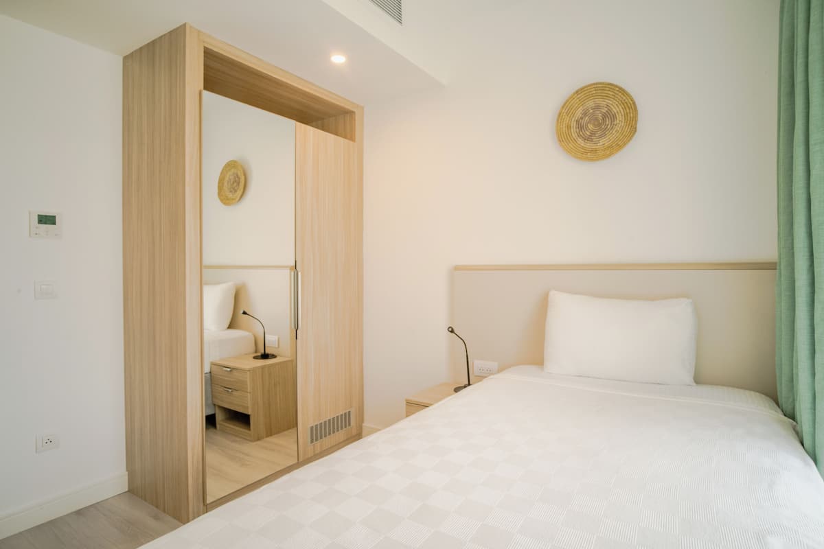 Deluxe Double or Twin Room, Balcony, Garden View | In-room safe, laptop workspace, blackout drapes, WiFi (free)
