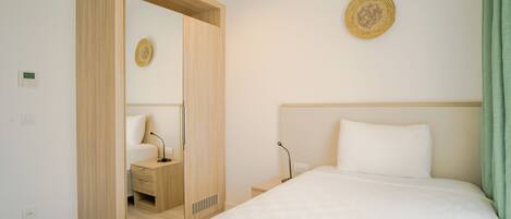 Deluxe Double or Twin Room, Balcony, Garden View | In-room safe, laptop workspace, blackout drapes, free WiFi