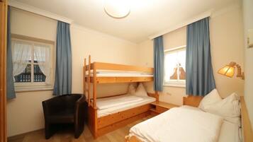 3 Schlafzimmer, Bügeleisen/Bügelbrett, WLAN, Bettwäsche