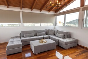 Living area - OLIVE GROVE VILLA (KROPIA)