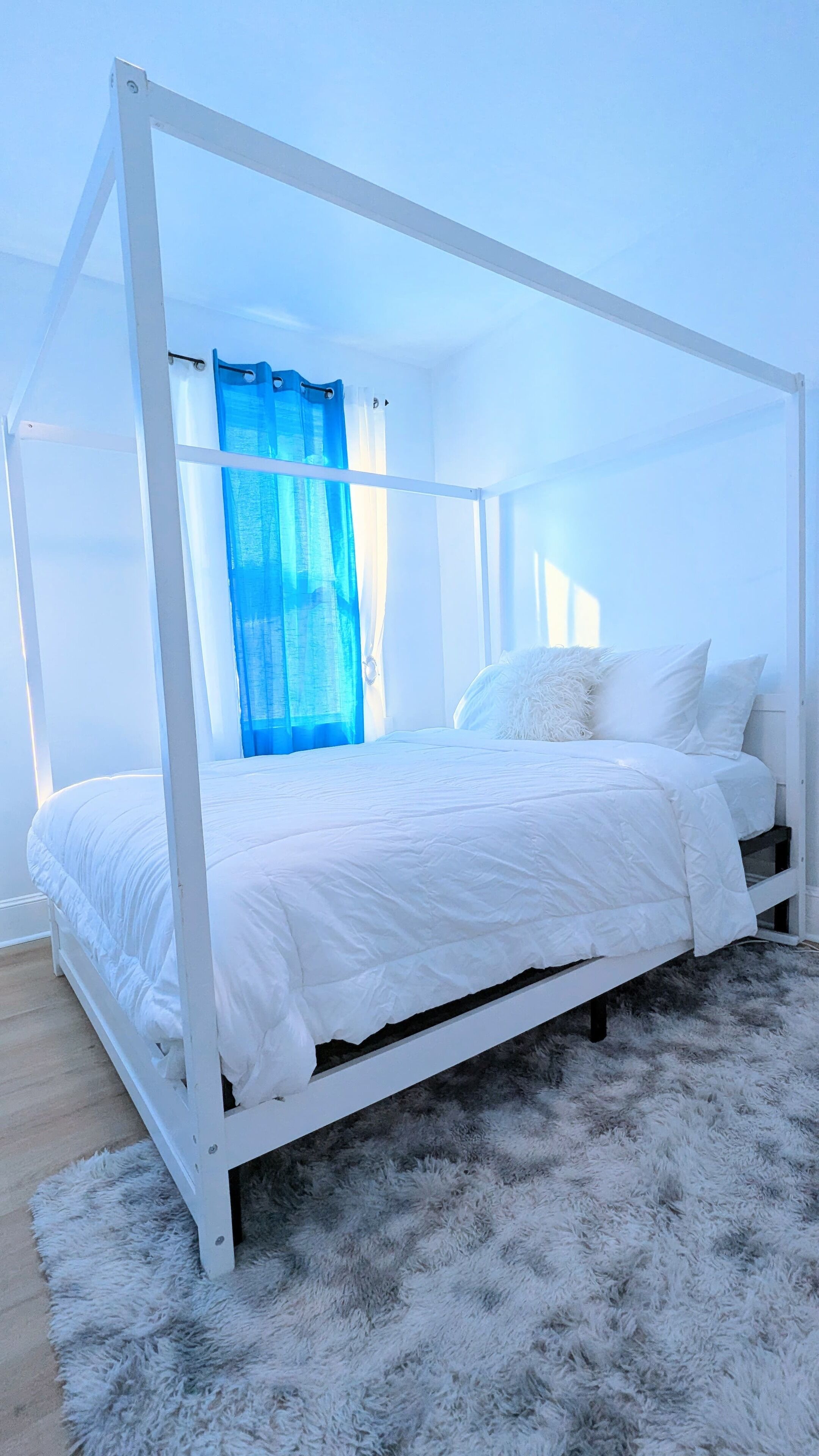 3 多间卧室、熨斗/熨衣板、WiFi、床单