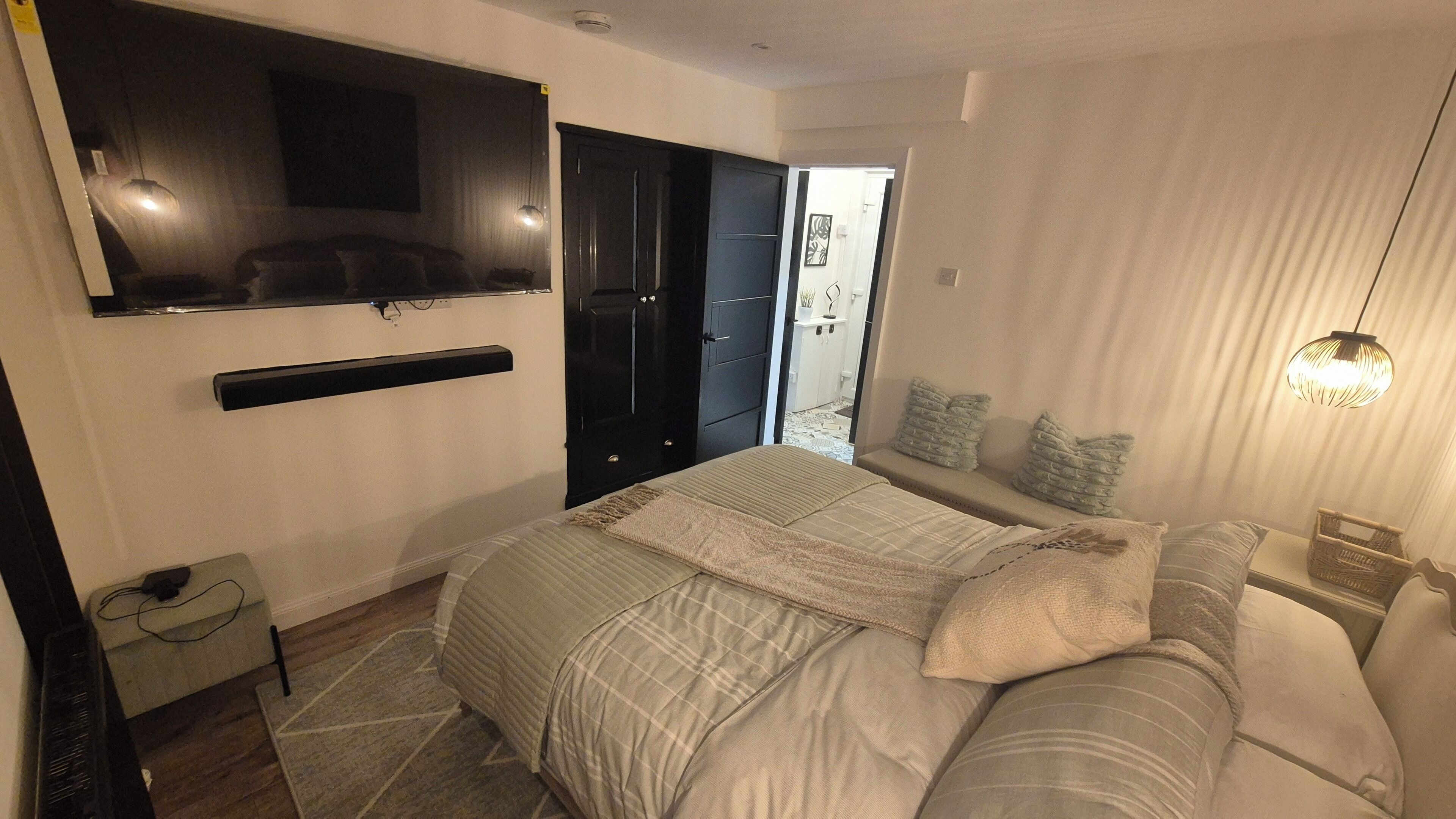 1 bedroom, iron/ironing board, travel crib, free WiFi