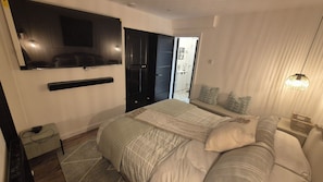 Strygejern/strygebræt, Wi-Fi, sengetøj