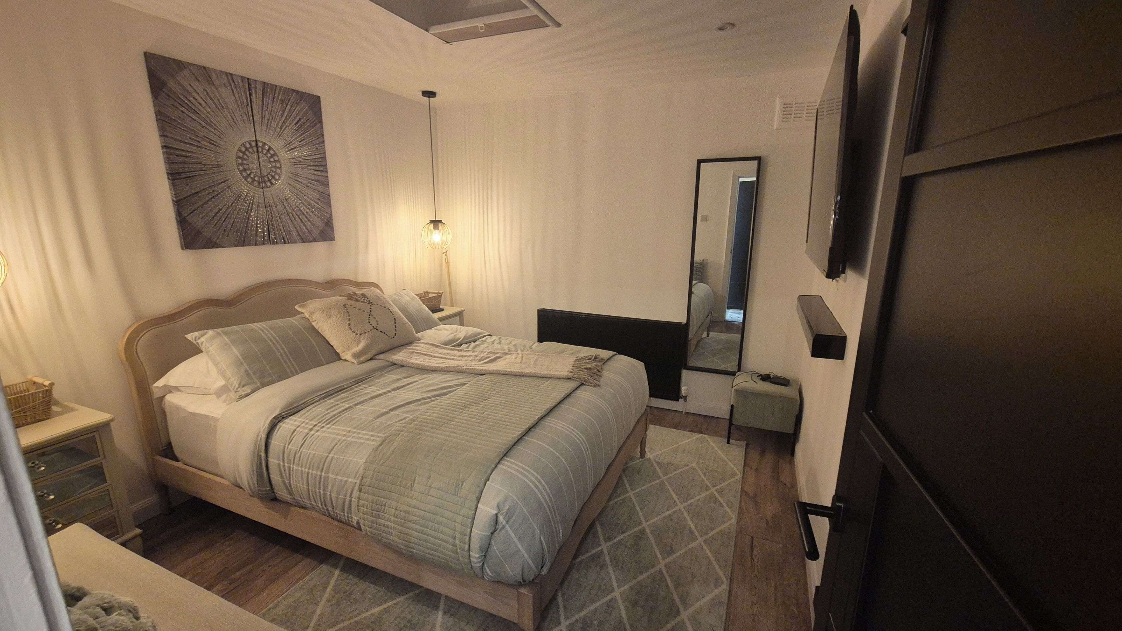 1 室のベッドルーム、アイロン / アイロン台、旅行用ベビーベッド、WiFi (無料)