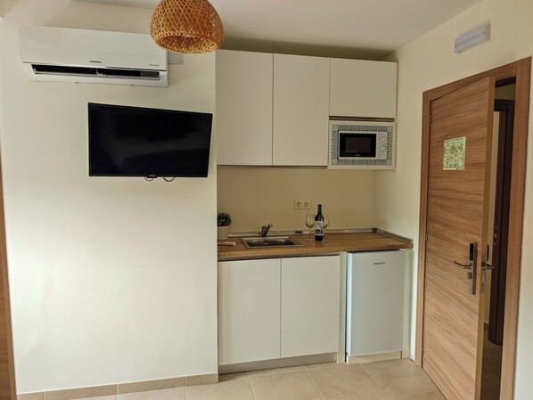 Double Room | Free WiFi