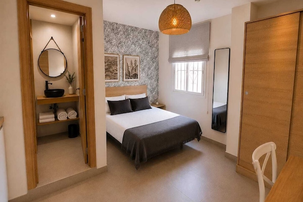Double Room | WiFi (free)