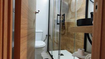 Double Room | Bathroom