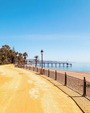 Beach nearby - Hostal Casa Miguel Marbella (Marbella)