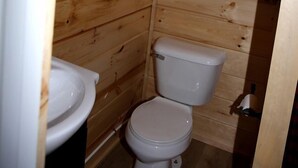 Unclassified image, 4 of 9, button - Mountain Cabin Rental in the Heart of Nature near Schroon Lake, New York (Schroon Lake)