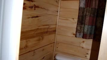 Towels, soap, shampoo, toilet paper