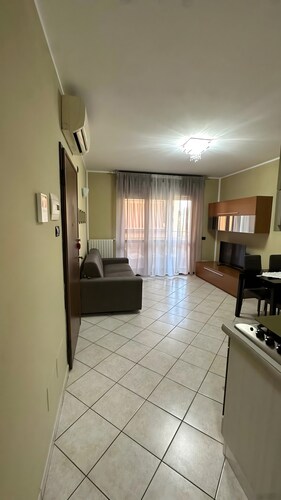 Apartment 'Ely' with Private Terrace, Wi-Fi and Air Conditioning