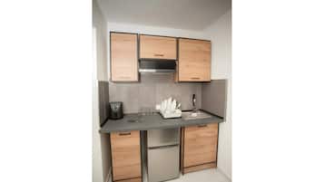 Refrigerador y utensilios de cocina