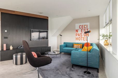 Superior Apartment, City View | In-room safe, laptop workspace, blackout drapes, iron/ironing board