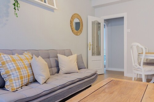 AH Apartment Urban Lena VUT-6048-AS