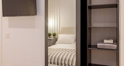 AH Room4You. Room4 con baño privado. VUT-3026-AS
