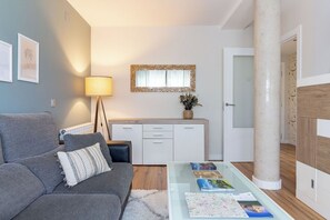 TV - AH El Rincón del Condado. Noreña. VUT-2805-AS (Noreña)