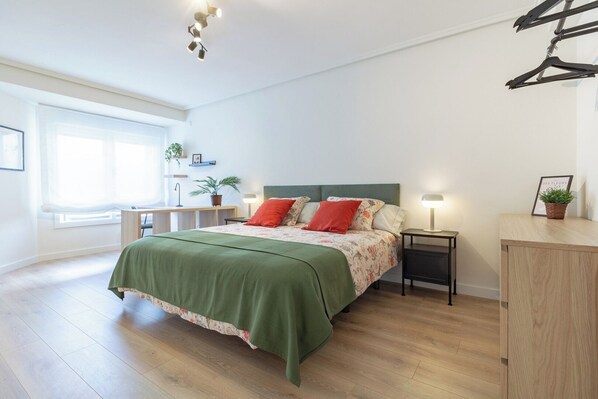 3 bedrooms, iron/ironing board, travel cot, WiFi