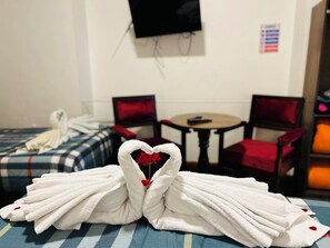 9 多间卧室、WiFi、床单