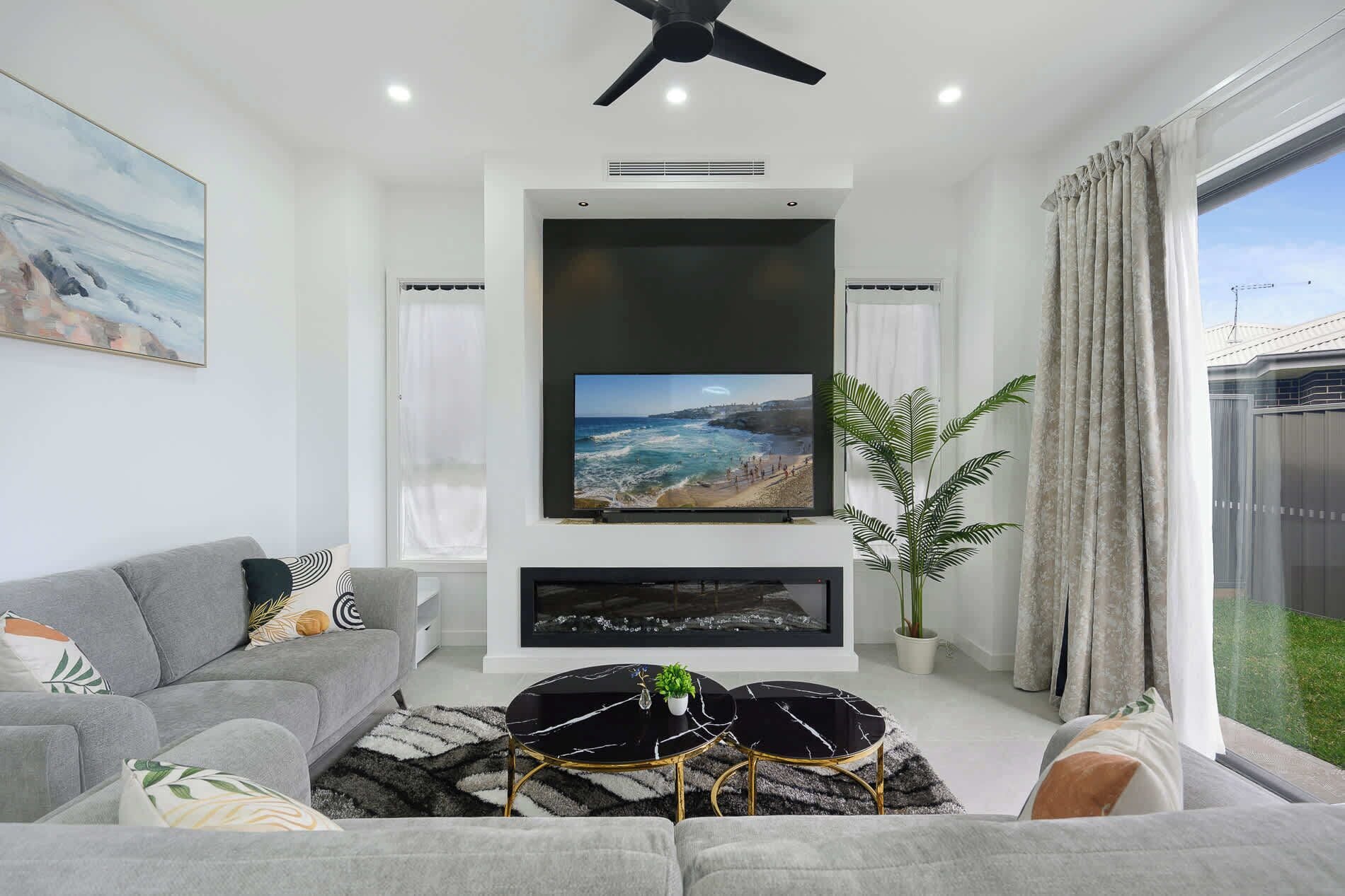 TV, fireplace, offices