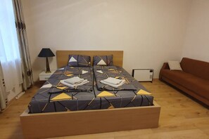 1 bedroom, iron/ironing board, WiFi, bed sheets