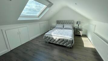 1 phòng ngủ, truy cập Internet không dây miễn phí, bộ trải giường