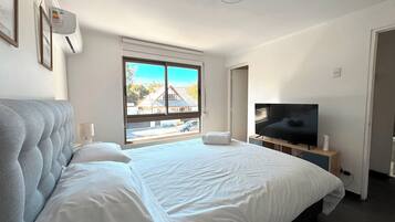 Familjehus - utsikt mot staden | Strykjärn/strykbräda och gratis wi-fi