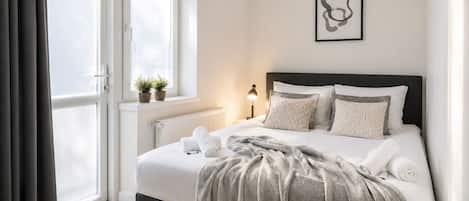 1 chambre, fer et planche à repasser, lit parapluie, Wi-Fi gratuit