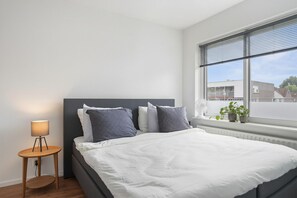 1 dormitori, planxa i posts de planxar, wifi gratuïta i roba de llit 