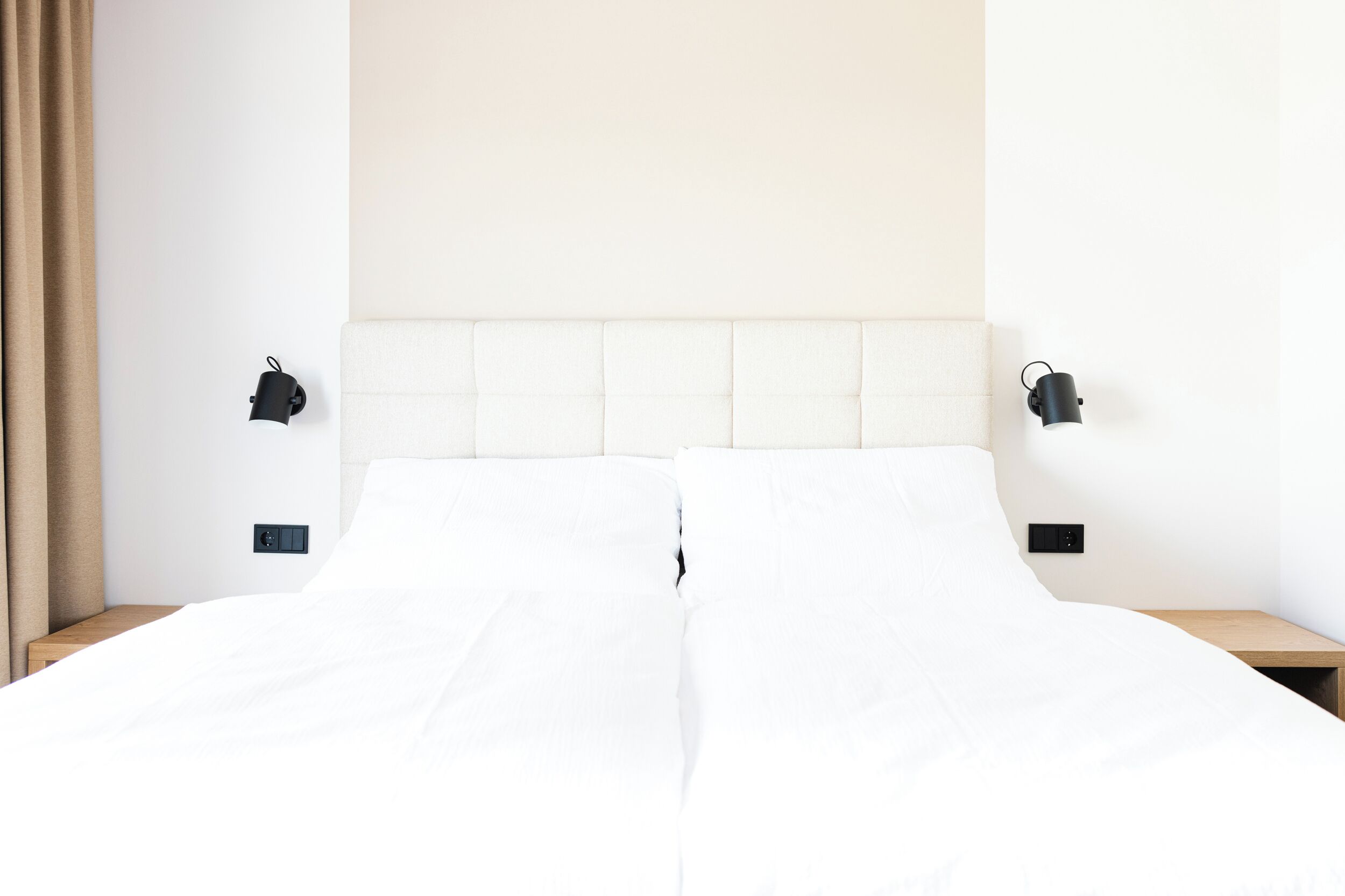 Habitación empresarial doble, vista a la colina | Escritorio, espacio para trabajar con laptop y wifi gratis 