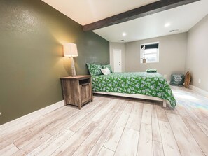 3 habitaciones, escritorio, wifi gratis y ropa de cama 