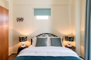 Room - Seaside House in Agios Vasilios, Patra (Agios Vasilios)