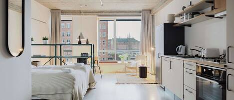 1 habitación, tabla de planchar con plancha y wifi