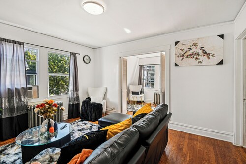 Wonderful 3-bedroom apartment in West Village, Evanston
