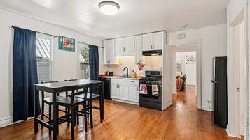 Microwave, oven, stovetop, dishwasher